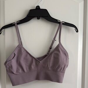 lululemon athletica Purple Sports Bra with Adjustable Straps and Supportive Band